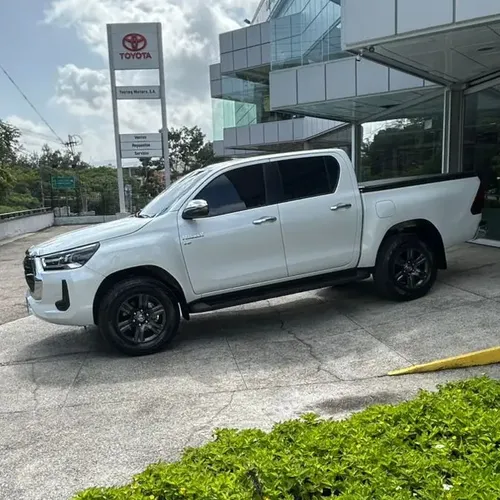 Toyota Hilux 2025 Blanco Los Teques