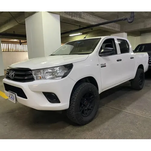 Toyota Hilux 2020 Blanco Caracas
