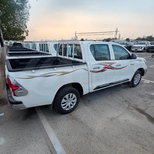 Toyota Hilux 2025 Blanco Caracas