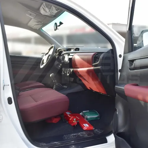 Toyota Hilux 2025 Blanco Caracas