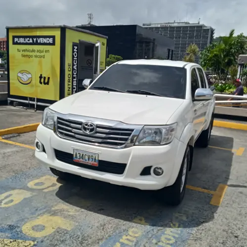 Toyota Hilux 2017 Blanco Caracas