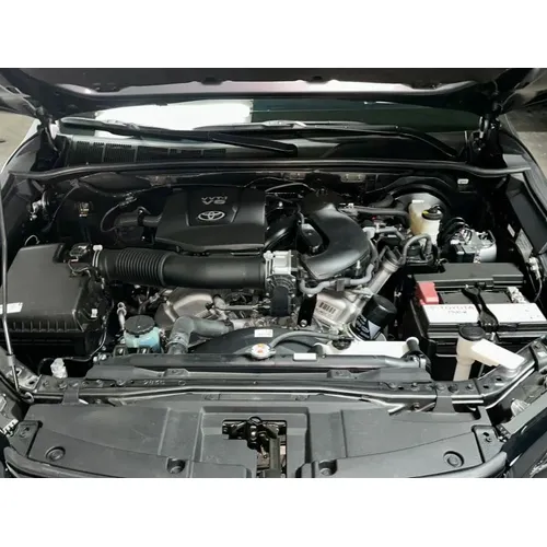 Toyota Hilux 2026 Gris Caracas