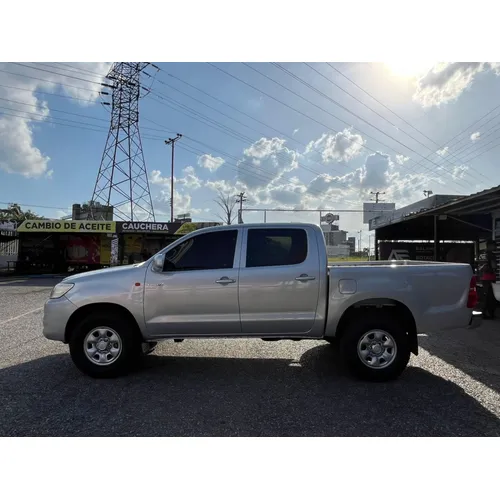 Toyota Hilux Sport 2015 Plateado Valencia