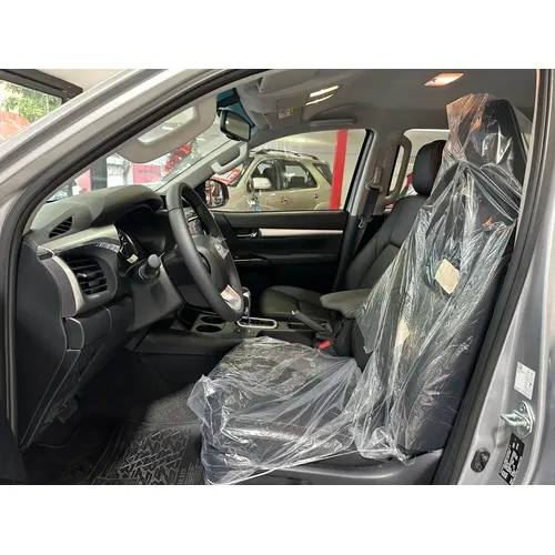 Toyota Hilux 2026 Gris Caracas
