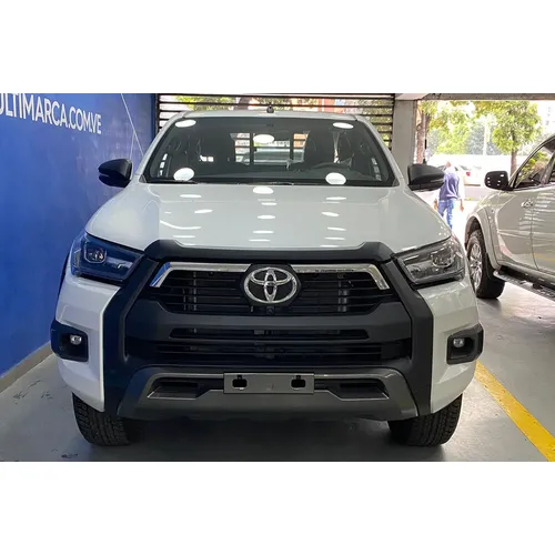 Toyota Hilux 2025 Blanco Caracas