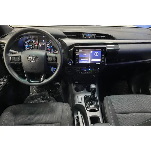Toyota Hilux 2025 Blanco Caracas