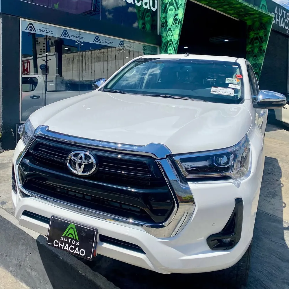Toyota Hilux Adventure 2025 Blanco Caracas