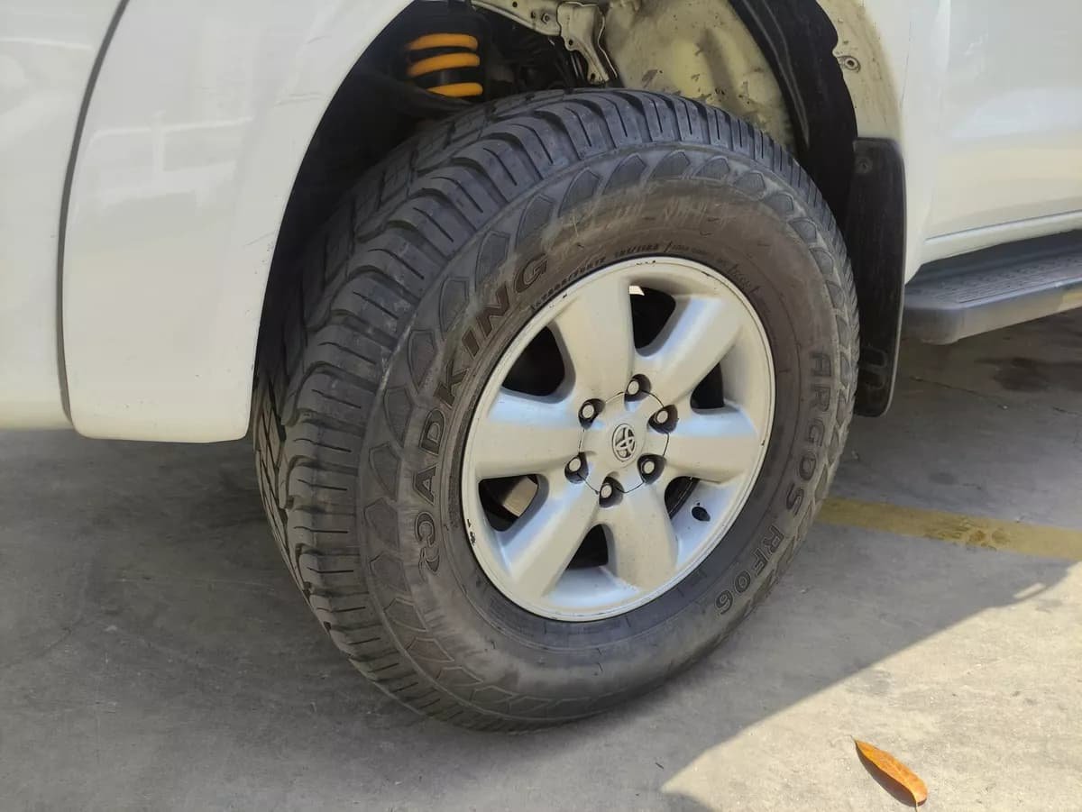 Toyota Hilux Blanca Modelo 2011