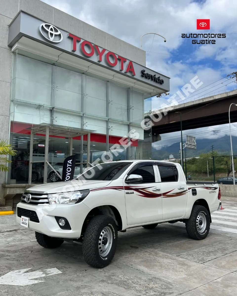 Toyota Hilux Dubai 2022 Blanco