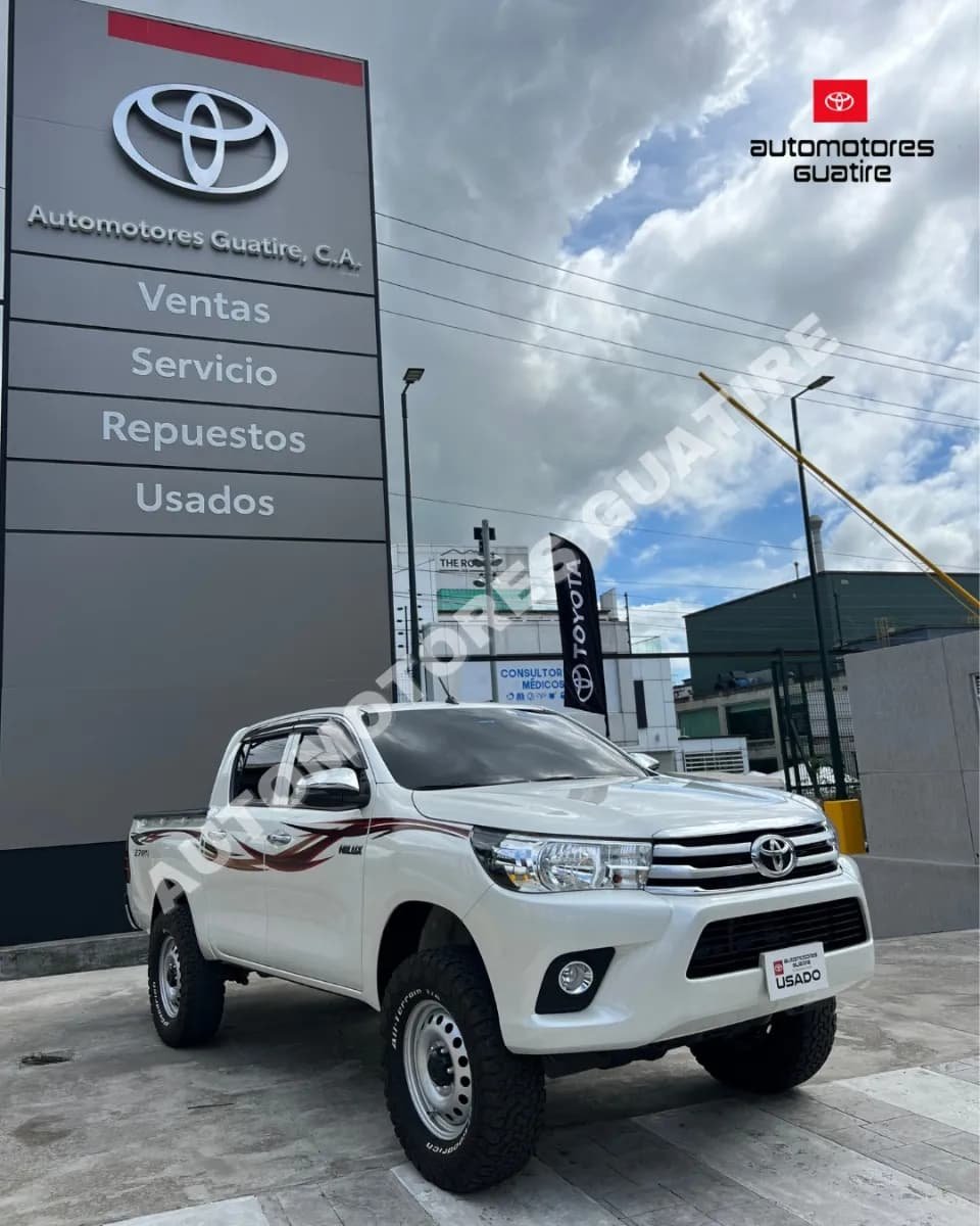 Toyota Hilux Dubai 2022 Blanco