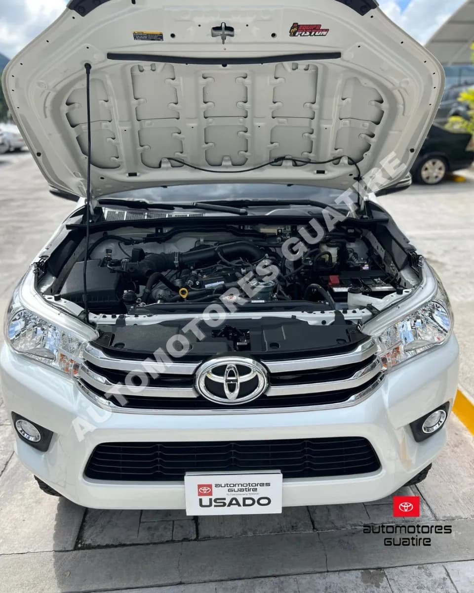 Toyota Hilux Dubai 2022 Blanco