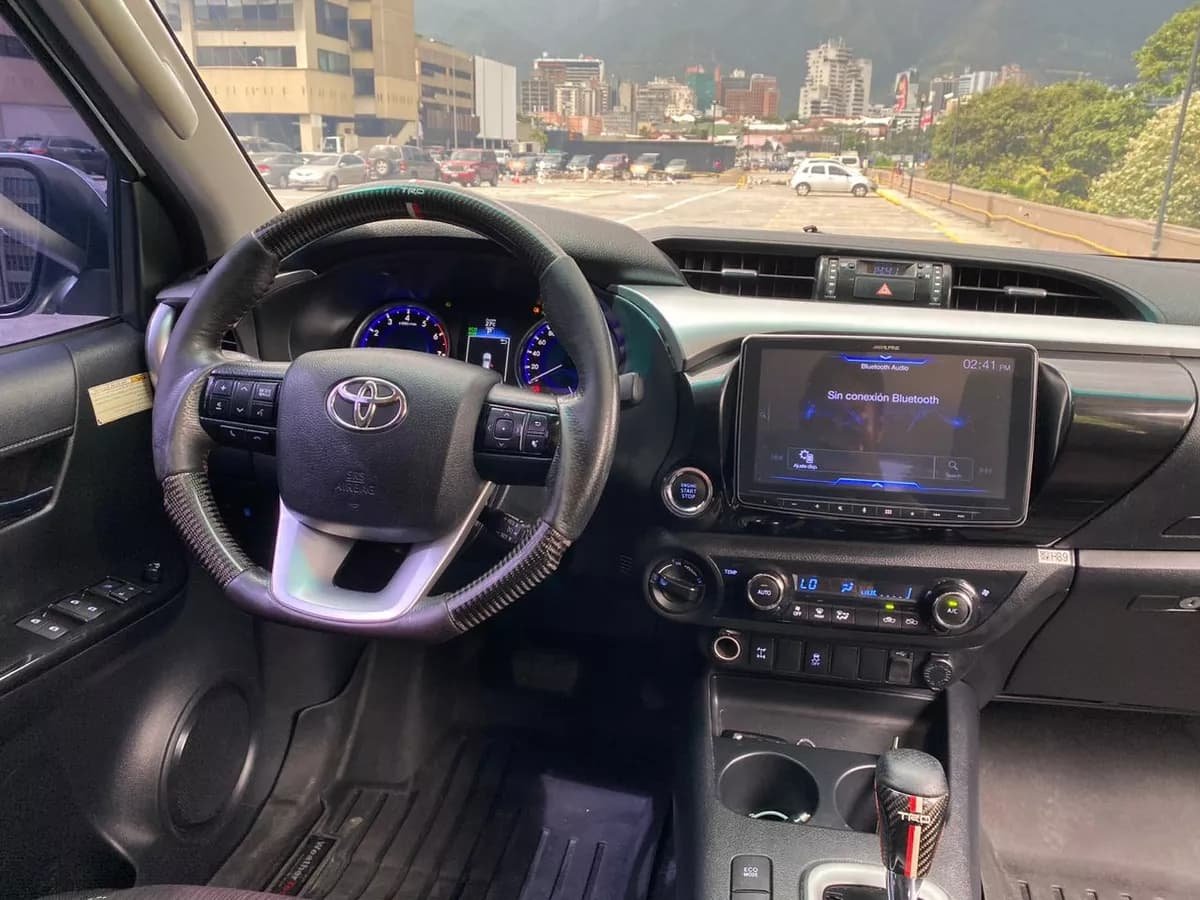 Toyota Hilux Dubai Trd 2018 Blanca