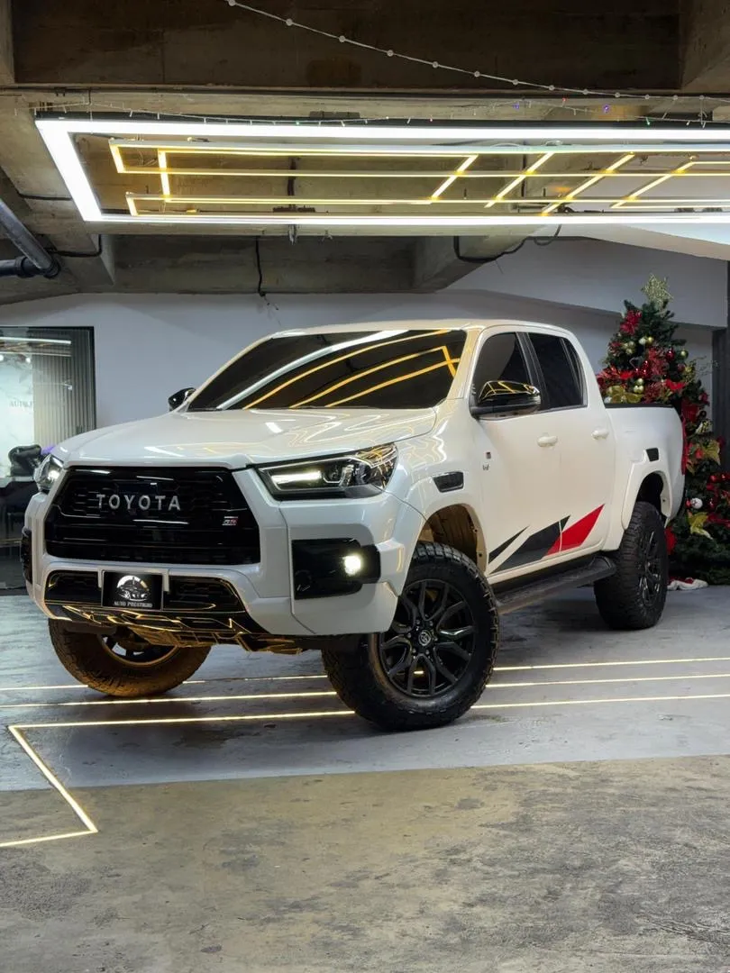 Toyota Hilux GR Sport 2023 Blanco Caracas