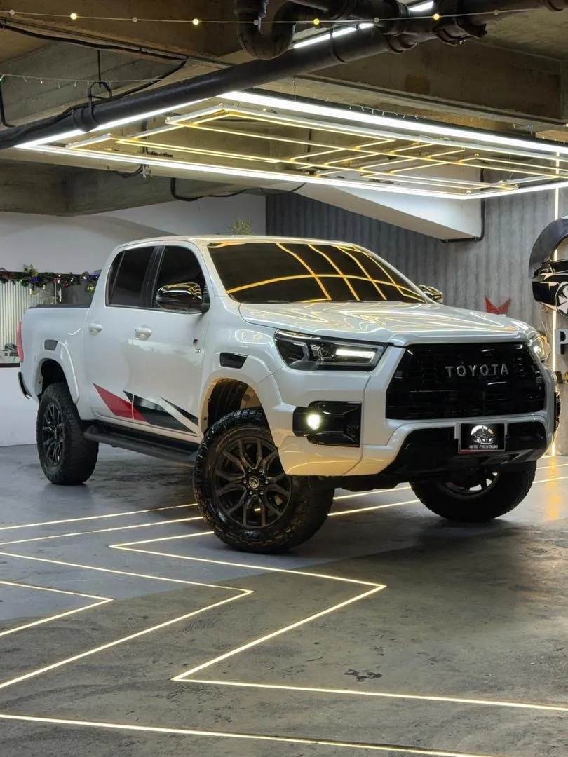 Toyota Hilux GR Sport 2023 Blanco Caracas