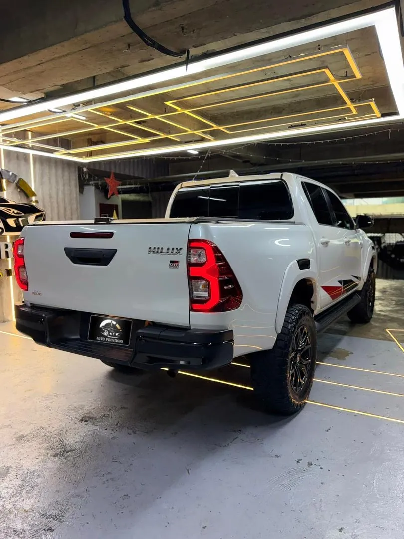 Toyota Hilux GR Sport 2023 Blanco Caracas