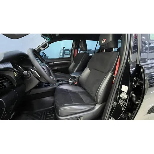Toyota Hilux GR Sport 2024 Negro Caracas