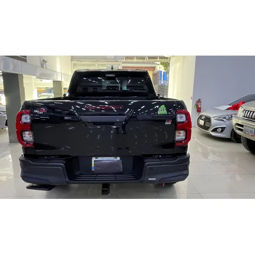 Toyota Hilux GR Sport 2024 Negro Caracas
