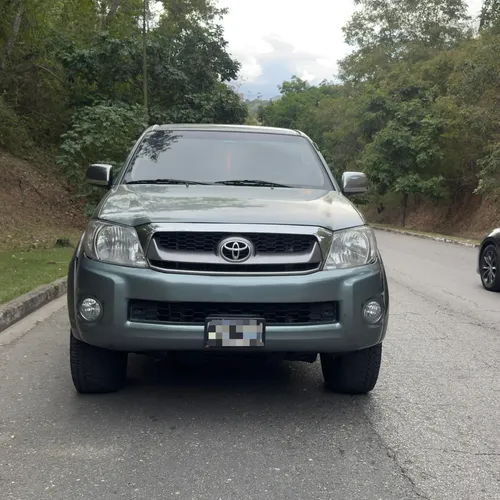 Toyota Hilux Kavak 2012 Verde Caracas