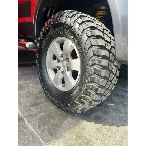Toyota Hilux Kavak 2008 Gris Caracas