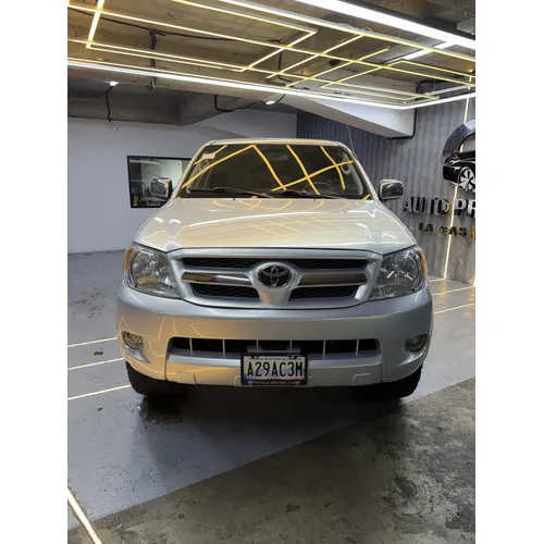 Toyota Hilux Kavak 2008 Gris Caracas