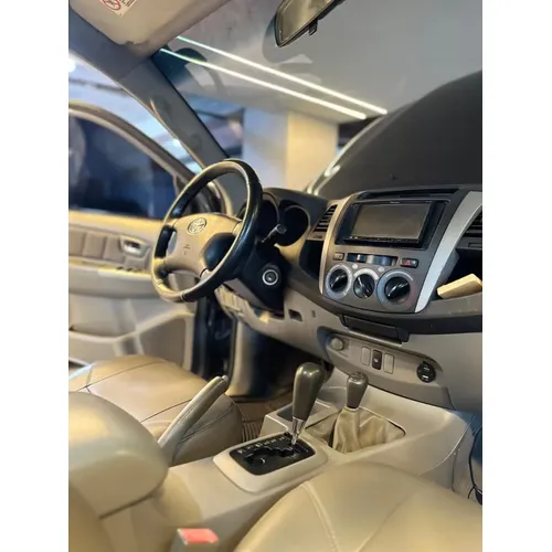Toyota Hilux Kavak 2008 Gris Caracas