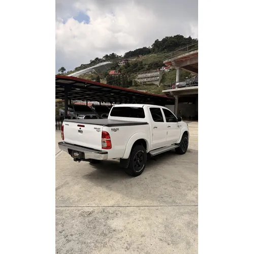 Toyota Hilux Kavak 2009 Blanco La Colonia Tovar