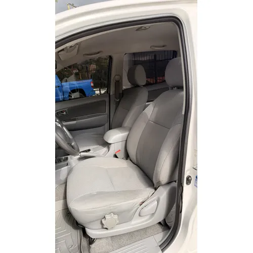 Toyota Hilux Kavak 2009 Blanco La Colonia Tovar