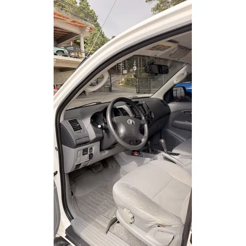 Toyota Hilux Kavak 2009 Blanco La Colonia Tovar