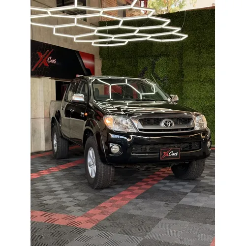 Toyota Hilux Kavak 2011 Negro Caracas