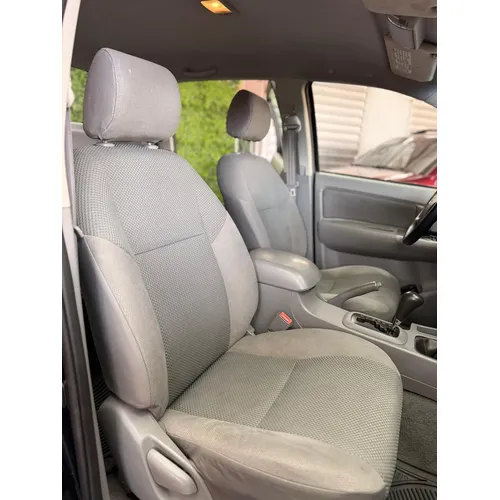 Toyota Hilux Kavak 2011 Negro Caracas