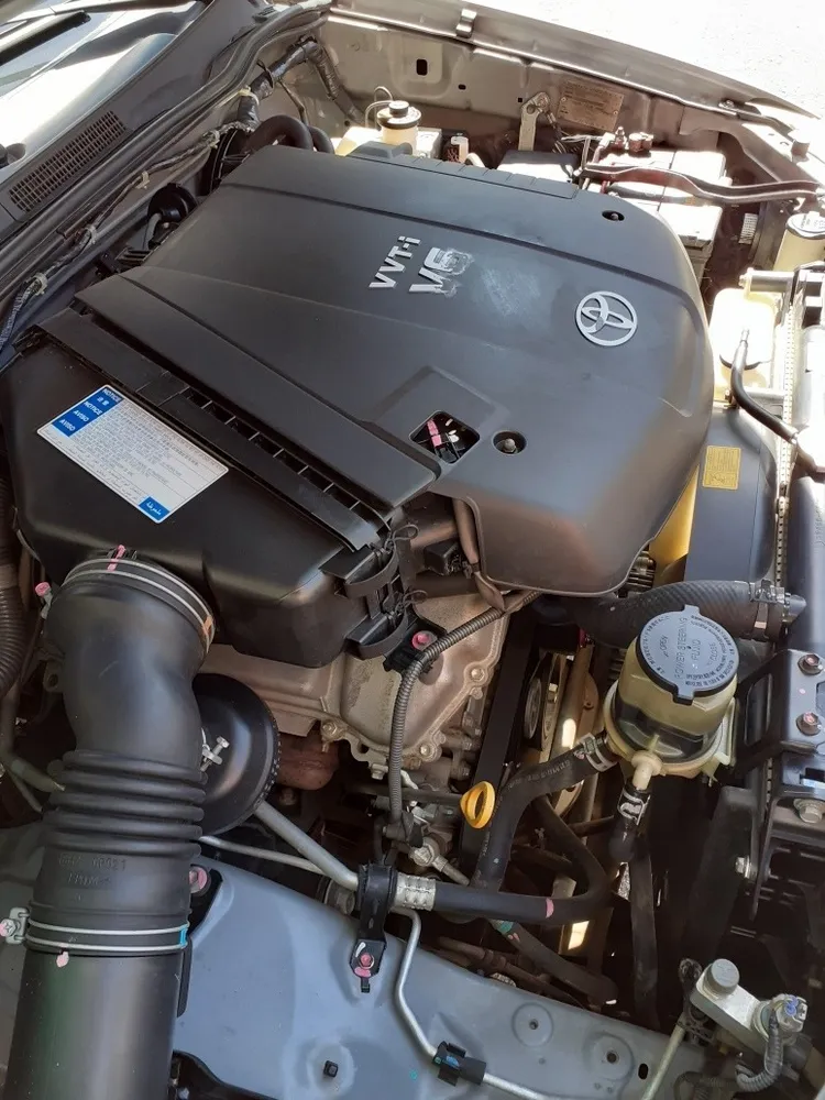 Toyota Hilux Kavak 2015 Plateado Caracas