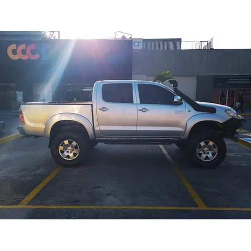Toyota Hilux Kavak 2010 Plateado Caracas