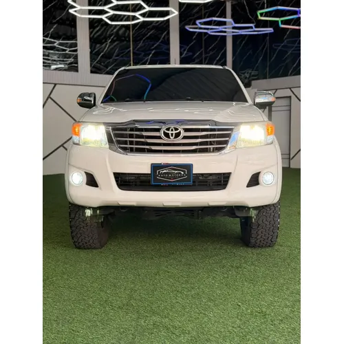 Toyota Hilux Kavak 2017 Blanco Caracas