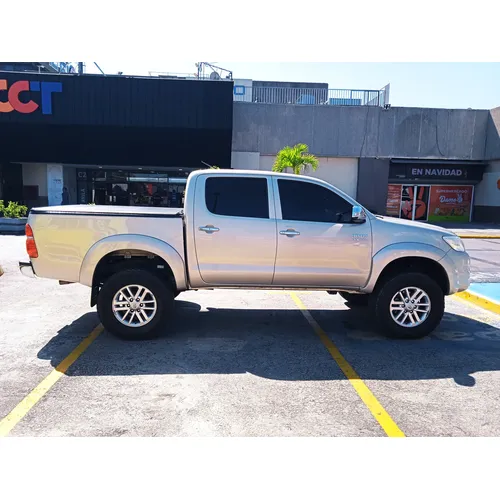 Toyota Hilux Kavak 2015 Beige Caracas