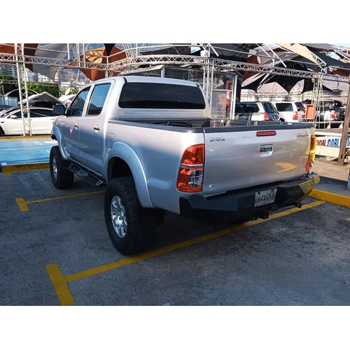 Toyota Hilux Kavak 2010 Plateado Caracas