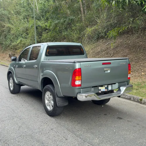 Toyota Hilux Kavak 2012 Verde Caracas