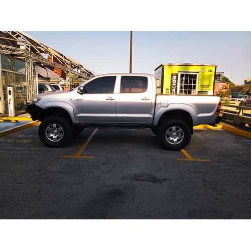 Toyota Hilux Kavak 2010 Plateado Caracas