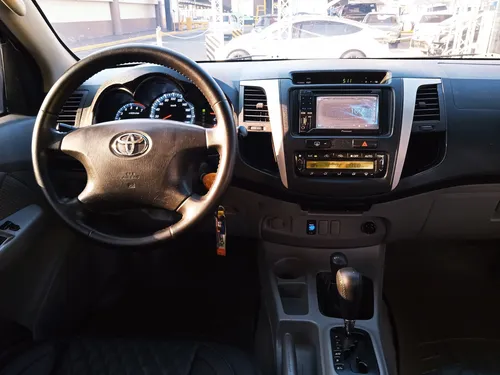 Toyota Hilux Kavak 2010 Plateado Caracas