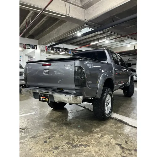 Toyota Hilux Kavak 2008 Gris Caracas