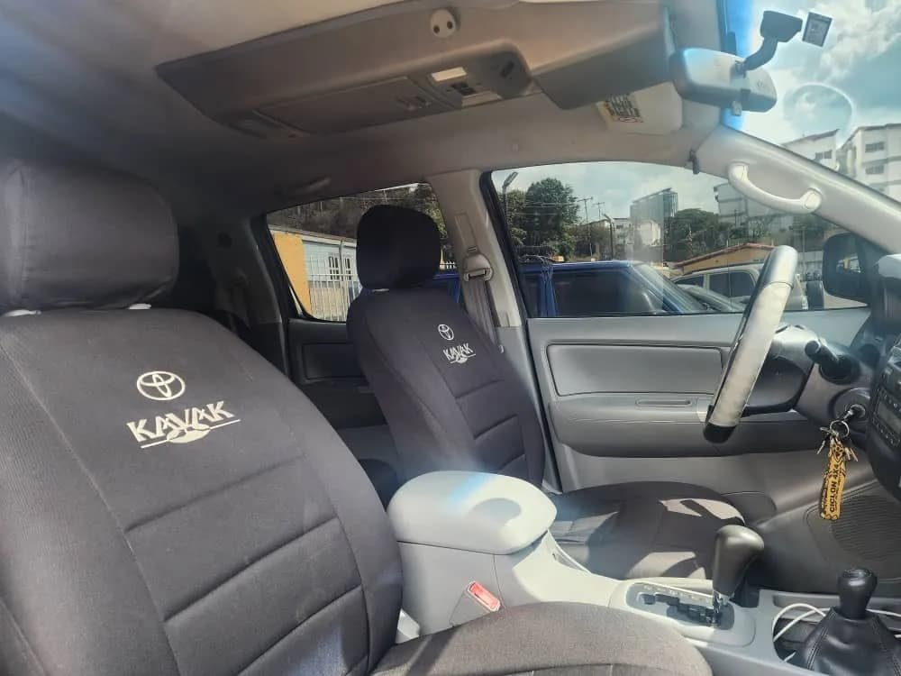 Toyota Hilux Kavak Automatica 4x4 2010 Gris