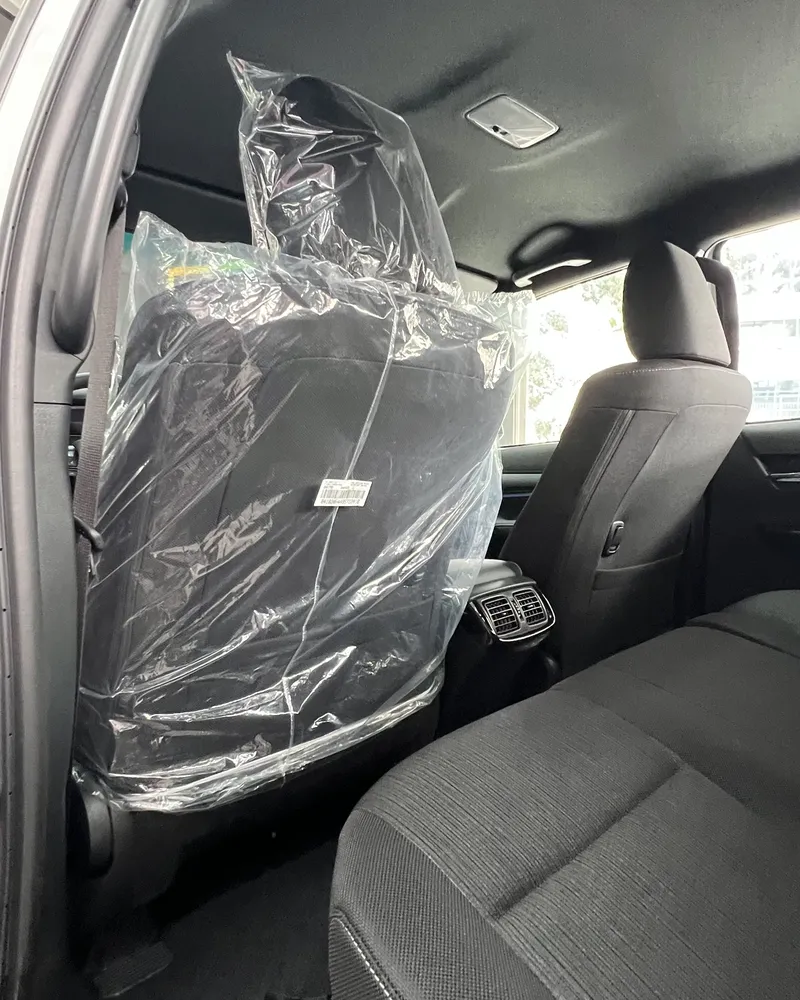 Toyota Hilux SR5 Adventure 2025 Blanco Caracas
