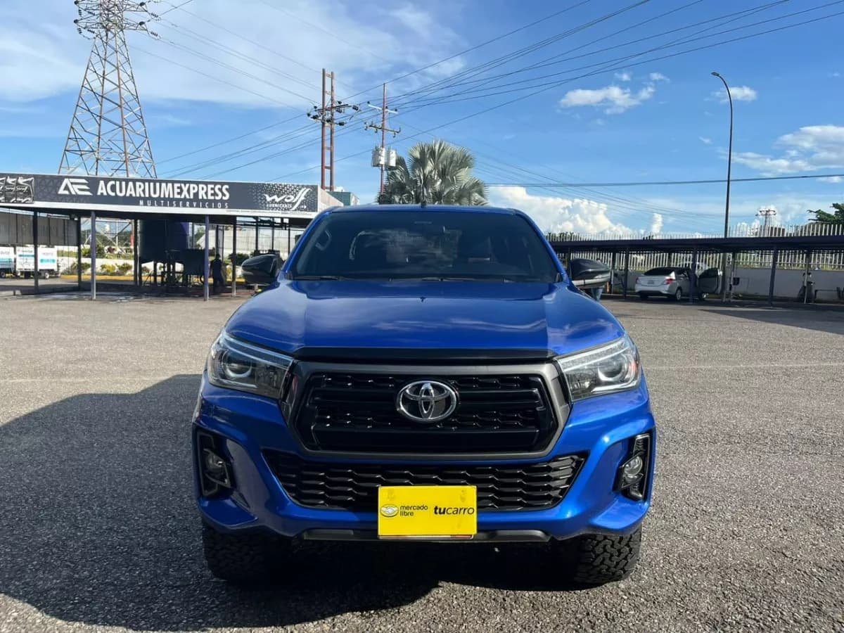 Toyota Hilux Srv Azul Modelo 2020