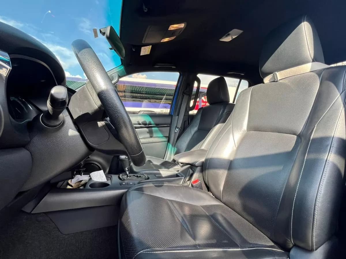 Toyota Hilux Srv Azul Modelo 2020