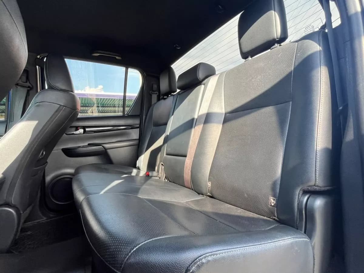 Toyota Hilux Srv Azul Modelo 2020