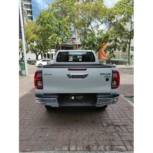 Toyota Hilux SR.X 2025 Blanco Caracas