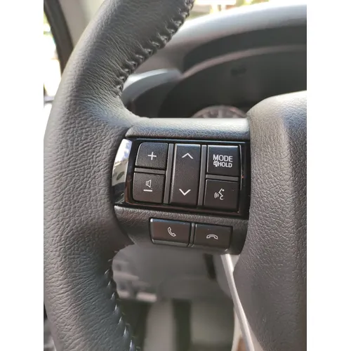 Toyota Hilux SR.X 2025 Blanco Caracas