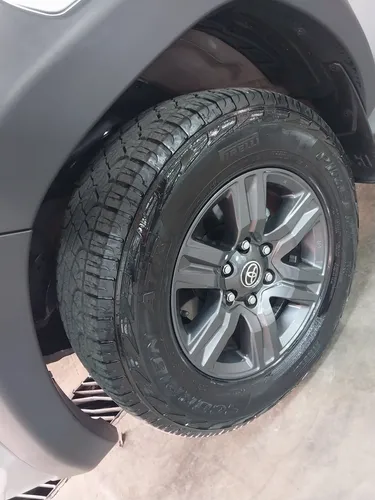 Toyota Hilux SR.X 2025 Plateado Caracas