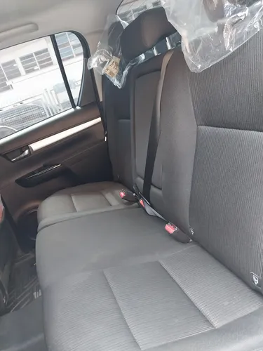 Toyota Hilux SR.X 2025 Plateado Caracas