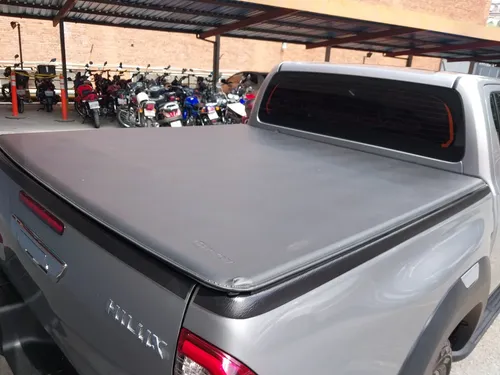 Toyota Hilux SR.X 2025 Plateado Caracas