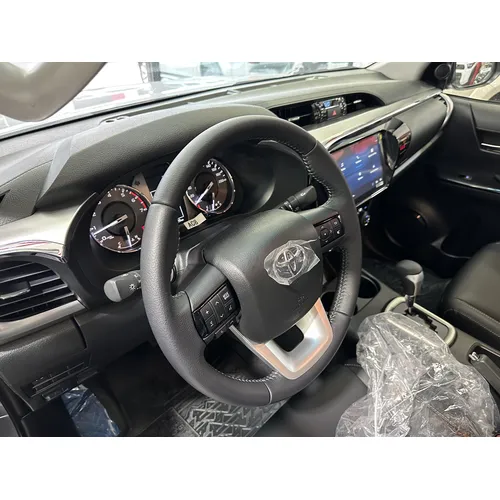 Toyota Hilux 2026 Plateado Caracas